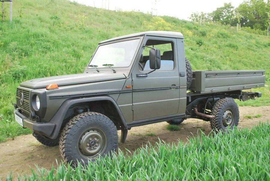  Mercedes-Benz 250 GD Pick-up 1993 года  (фото 12 из 22)